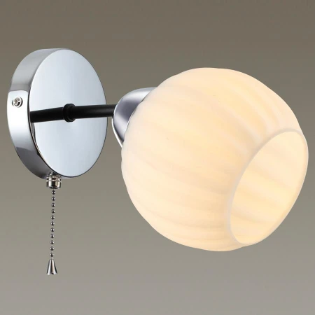 Бра Lumion 4593/1W DANIKA